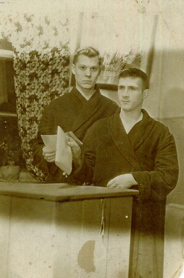 Трусов Иван Пименович (справа) в госпитале